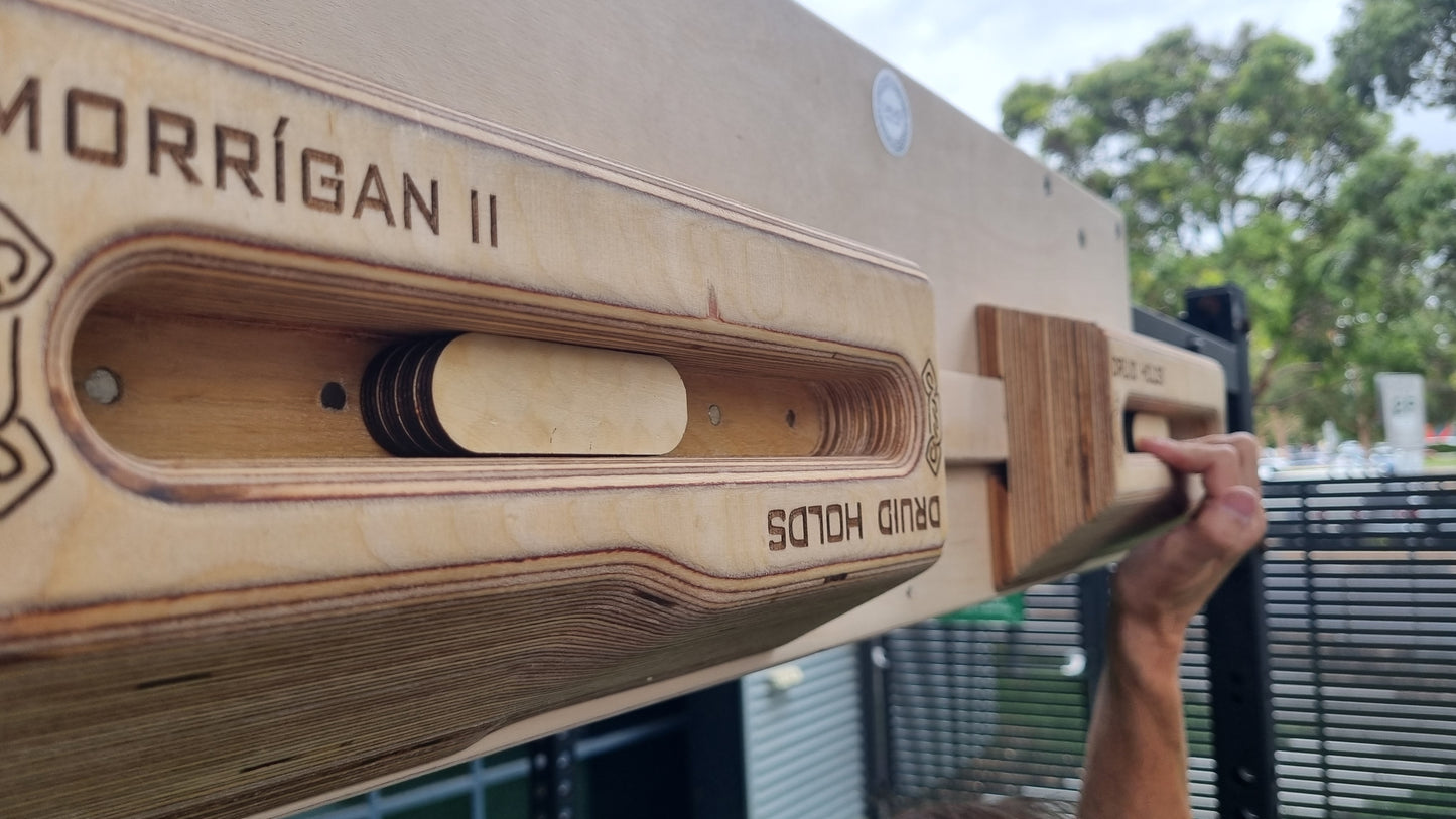 Morrígan II Hangboard