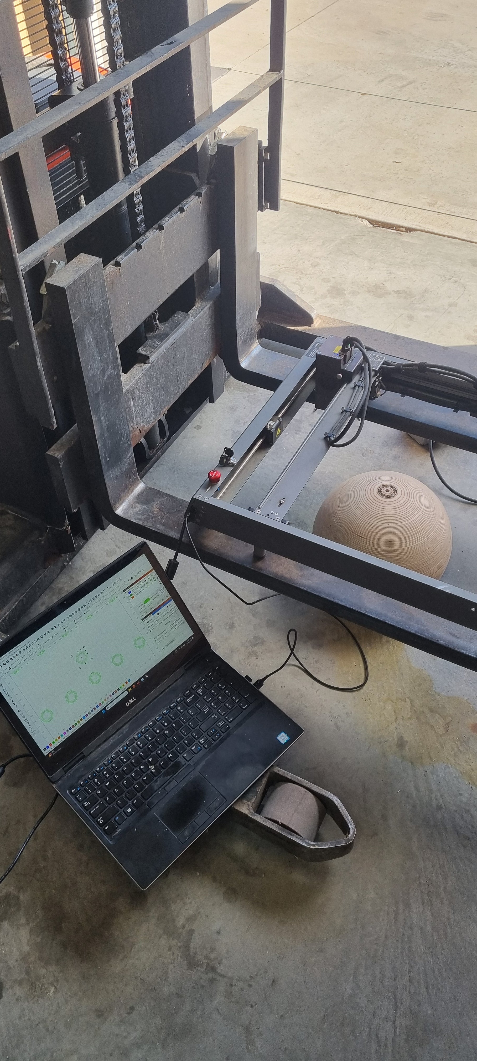 Taranis contact strength ball - side view